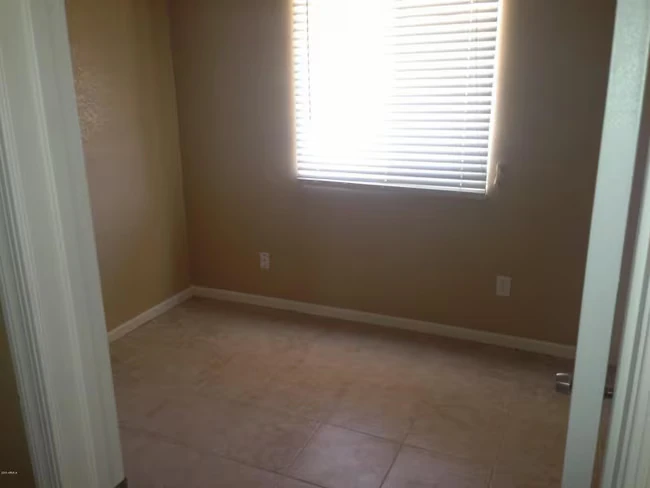235 N 93rd St Mesa, AZ 85207 photo 4