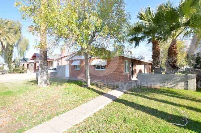 2309 N Dayton St Phoenix, AZ 85006 photo 3