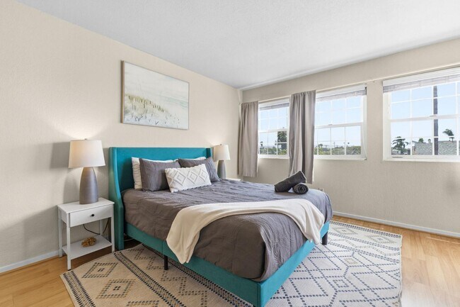 270 Dahlia Ave Imperial Beach, CA 91932 photo 3
