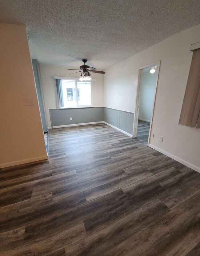4452 Rosebud Ln La Mesa, CA 91941 photo 2