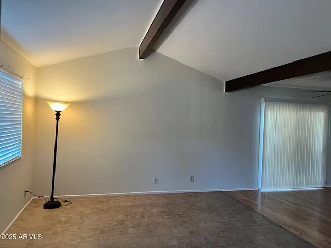 6604 S Lakeshore Dr Tempe, AZ 85283 photo 4