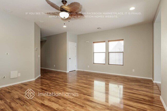 18545 W Legend Dr Surprise, AZ 85374 photo 3