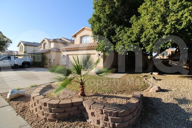 1728 E Barbarita Ave Gilbert, AZ 85234 photo 2