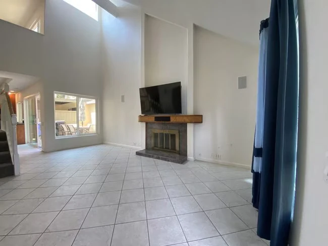 10618 Caminito Manso San Diego, CA 92126 photo 2