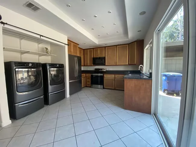 10618 Caminito Manso San Diego, CA 92126 photo 4