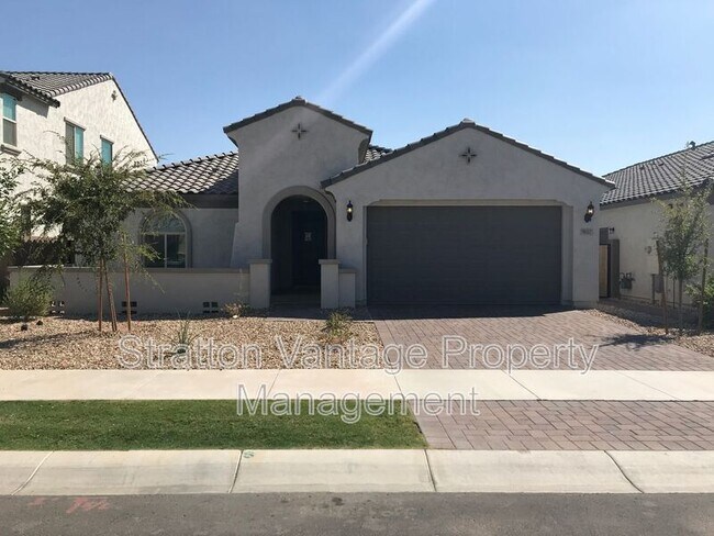 9657 E Thornbush Ave Mesa, AZ 85212 photo 2