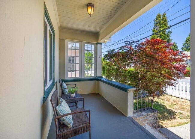 303 Highland Ave San Mateo, CA 94401 photo 5