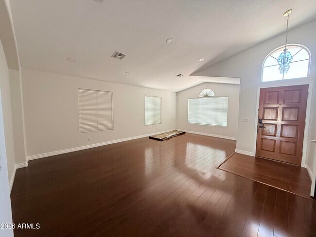 4762 W Taro Dr Glendale, AZ 85308 photo 3
