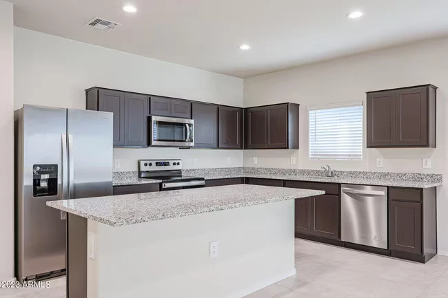 18456 W Chama Dr Wittmann, AZ 85361 photo 3