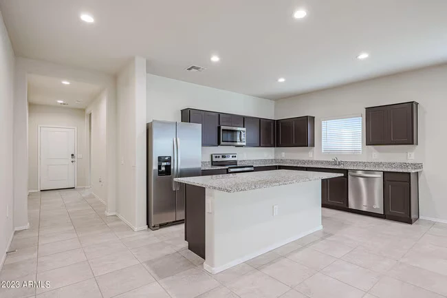 18456 W Chama Dr Wittmann, AZ 85361 photo 2