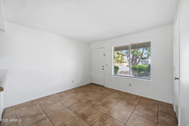 19601 N 7th St Phoenix, AZ 85024