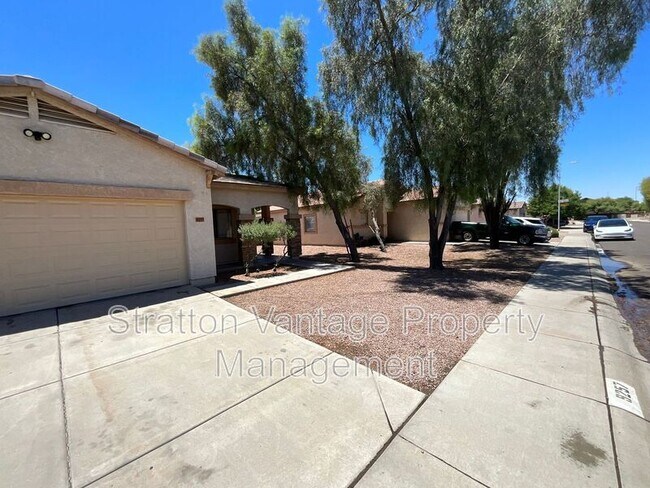 9257 W Virginia Ave Phoenix, AZ 85037 photo 2