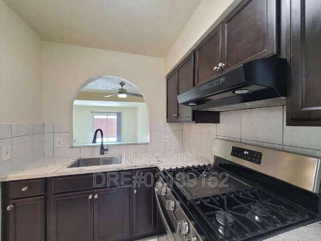 1206 Dana Dr Fairfield, CA 94533 photo 5