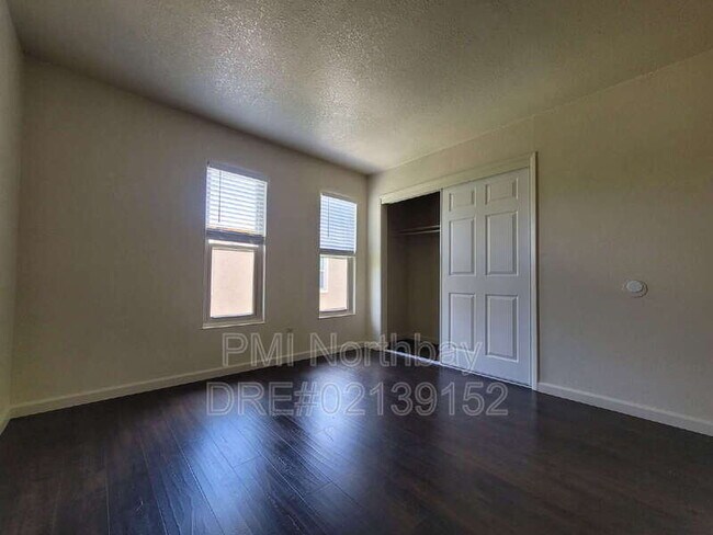 1206 Dana Dr Fairfield, CA 94533 photo 3