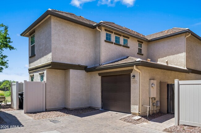 472 N Ranger Trail Gilbert, AZ 85234 photo 2