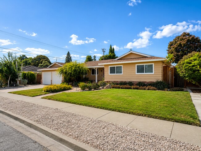 4469 Faulkner Dr Fremont, CA 94536 photo 2