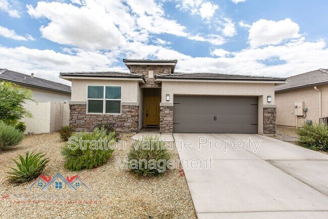 24067 W Zak Rd Buckeye, AZ 85326 photo 2
