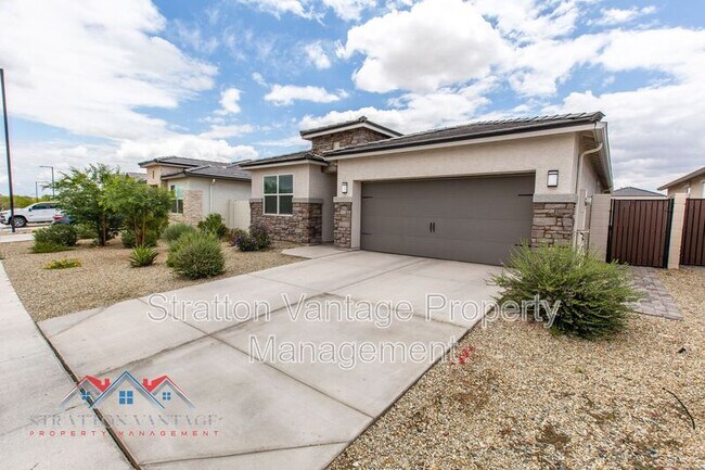 24067 W Zak Rd Buckeye, AZ 85326 photo 4