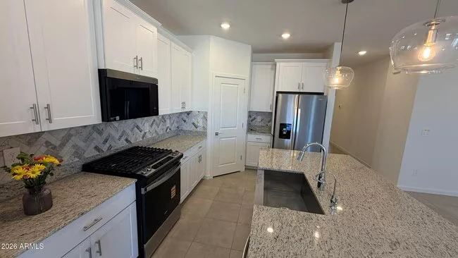 37043 W Vera Cruz Dr Maricopa, AZ 85138 photo 3
