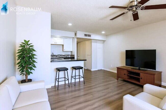 6320 N 16th St Phoenix, AZ 85016 photo 4