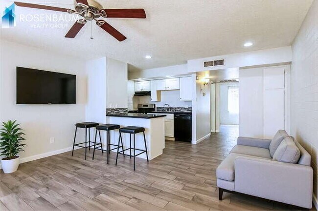 6320 N 16th St Phoenix, AZ 85016 photo 3