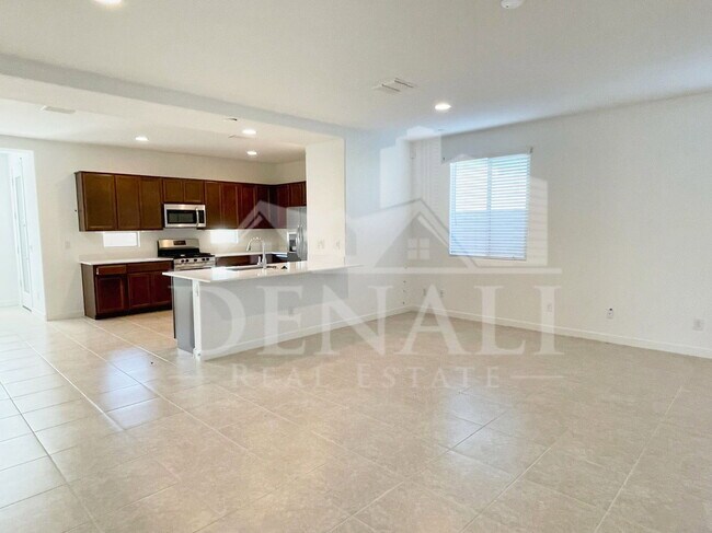11682 N 188th Dr Surprise, AZ 85388 photo 3