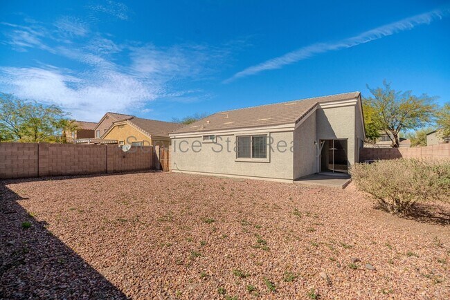 23985 W Pecan Rd Buckeye, AZ 85326 photo 4