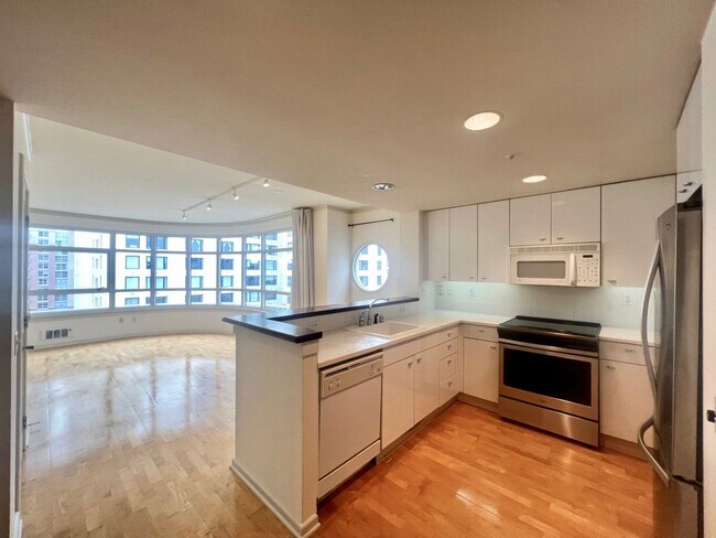 403 Main St San Francisco, CA 94105 photo 4