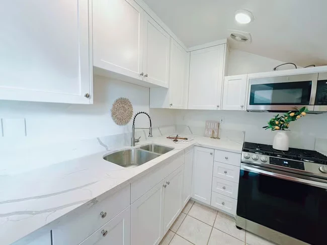 2498 Birchwood Way Oceanside, CA 92054 photo 2