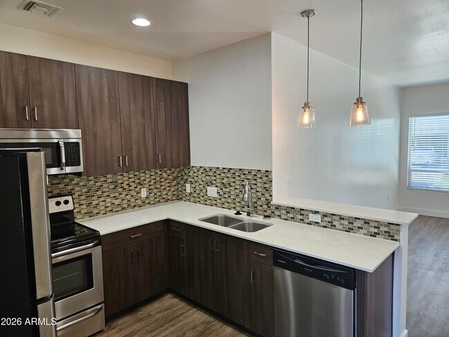7981 E Wilshire Dr Scottsdale, AZ 85257 photo 3