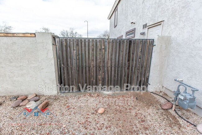 2805 S Abbey Cir Mesa, AZ 85212 photo 4