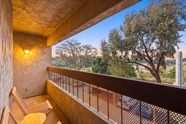 10225 Caminito Cuervo San Diego, CA 92108 photo 5