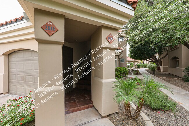 8653 E Royal Palm Rd Scottsdale, AZ 85258