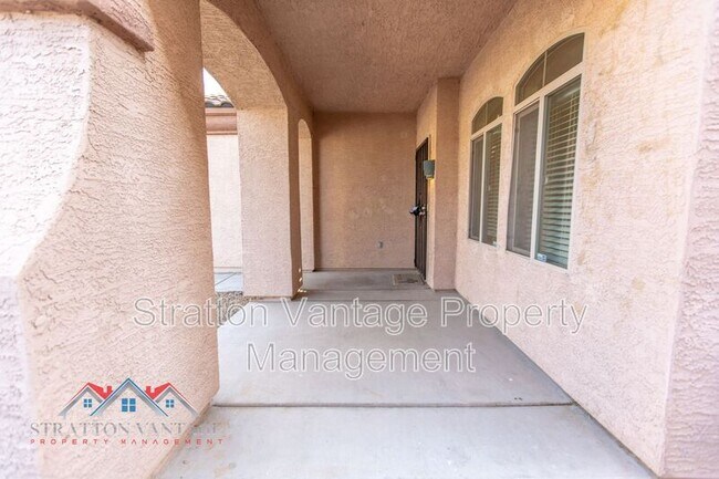 9437 W Berkeley Rd Phoenix, AZ 85037 photo 5