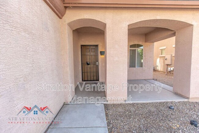 9437 W Berkeley Rd Phoenix, AZ 85037 photo 4