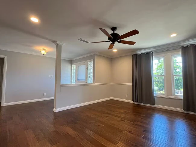 2085 Warmlands Ave Vista, CA 92084 photo 4