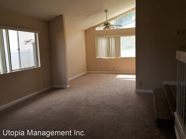 7965 Hillandale Dr San Diego, CA 92120 photo 4