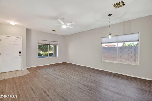 3680 S Joshua Tree Ln Gilbert, AZ 85297 photo 4