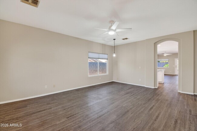 3680 S Joshua Tree Ln Gilbert, AZ 85297