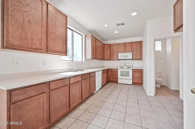 2513 E Flintlock Pl Chandler, AZ 85286 photo 4