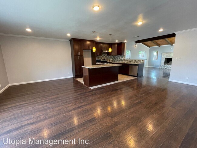 10265 Saluda Ave San Diego, CA 92126 photo 3