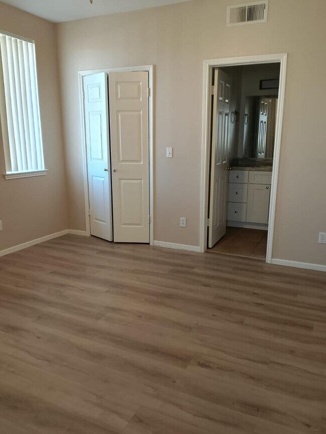 7009 E Acoma Dr Scottsdale, AZ 85254 photo 2
