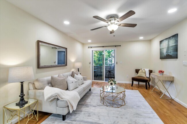 880 E Fremont Ave Sunnyvale, CA 94087 photo 4