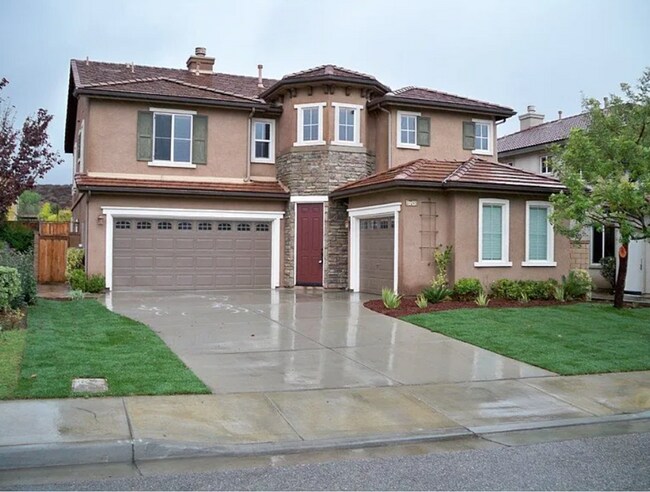 37245 La Lune Ave Murrieta, CA 92563