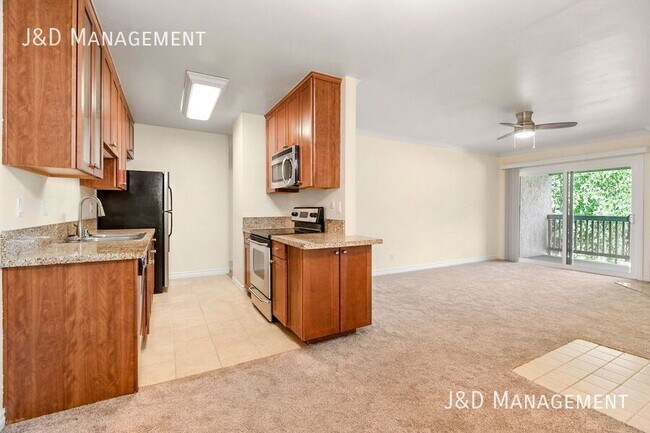 9949 Azuaga St San Diego, CA 92129 photo 3