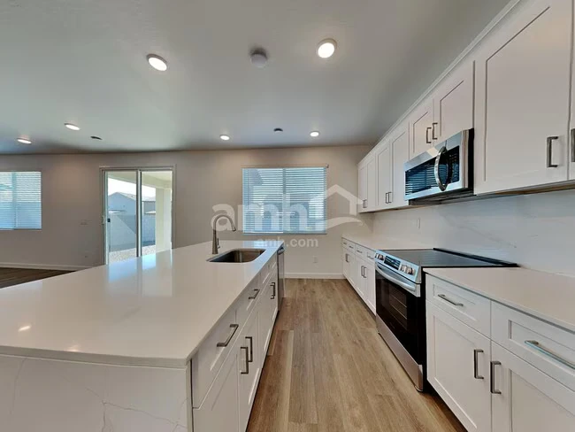4629 S 97th Dr Tolleson, AZ 85353 photo 3