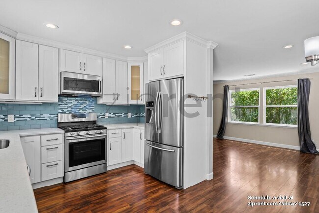 Unit Front House