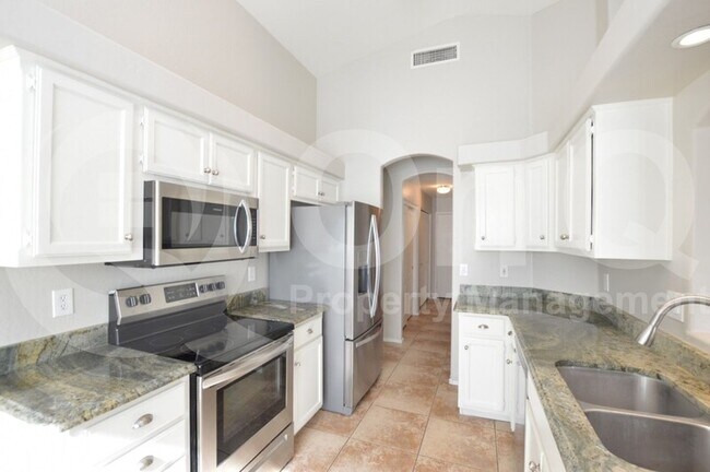 1023 W Chilton Dr Tempe, AZ 85284 photo 3