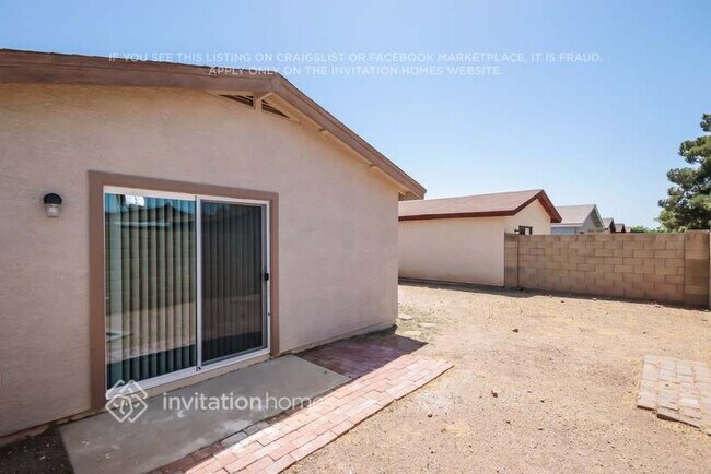 11134 N 82nd Dr Peoria, AZ 85345 photo 4