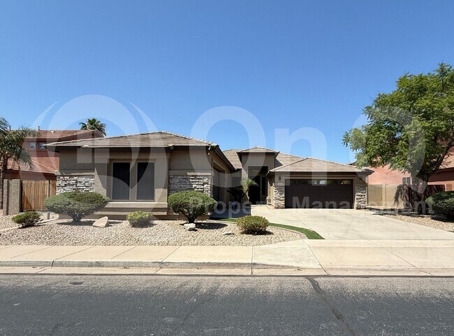 9648 E Lobo Ave photo 2